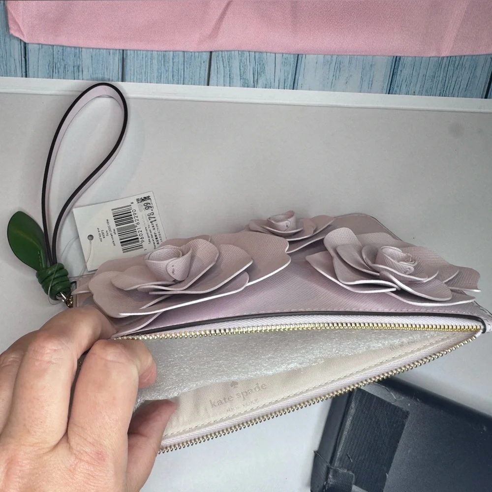 Kate Spade 3D Flora Flower Medium L-Zip Wristlet Pale Amethyst - KK972 MSRP $179 - Picture 5 of 16